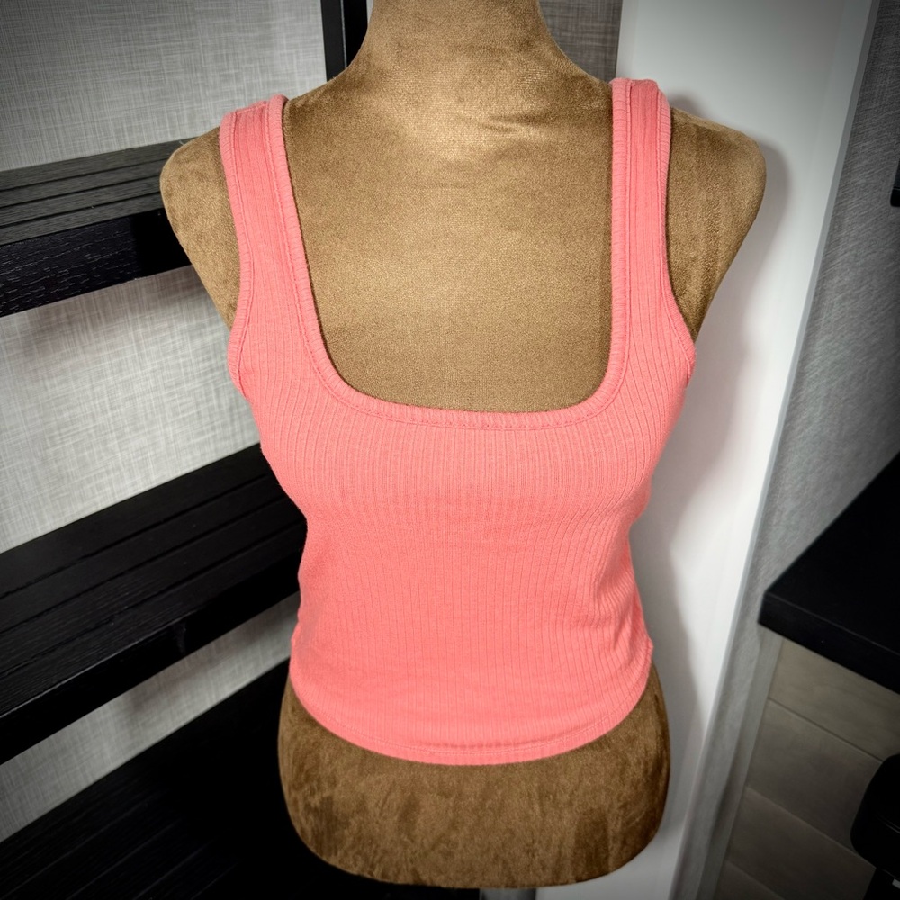 Destined Coarl Ribbed Crop Tank Size Large